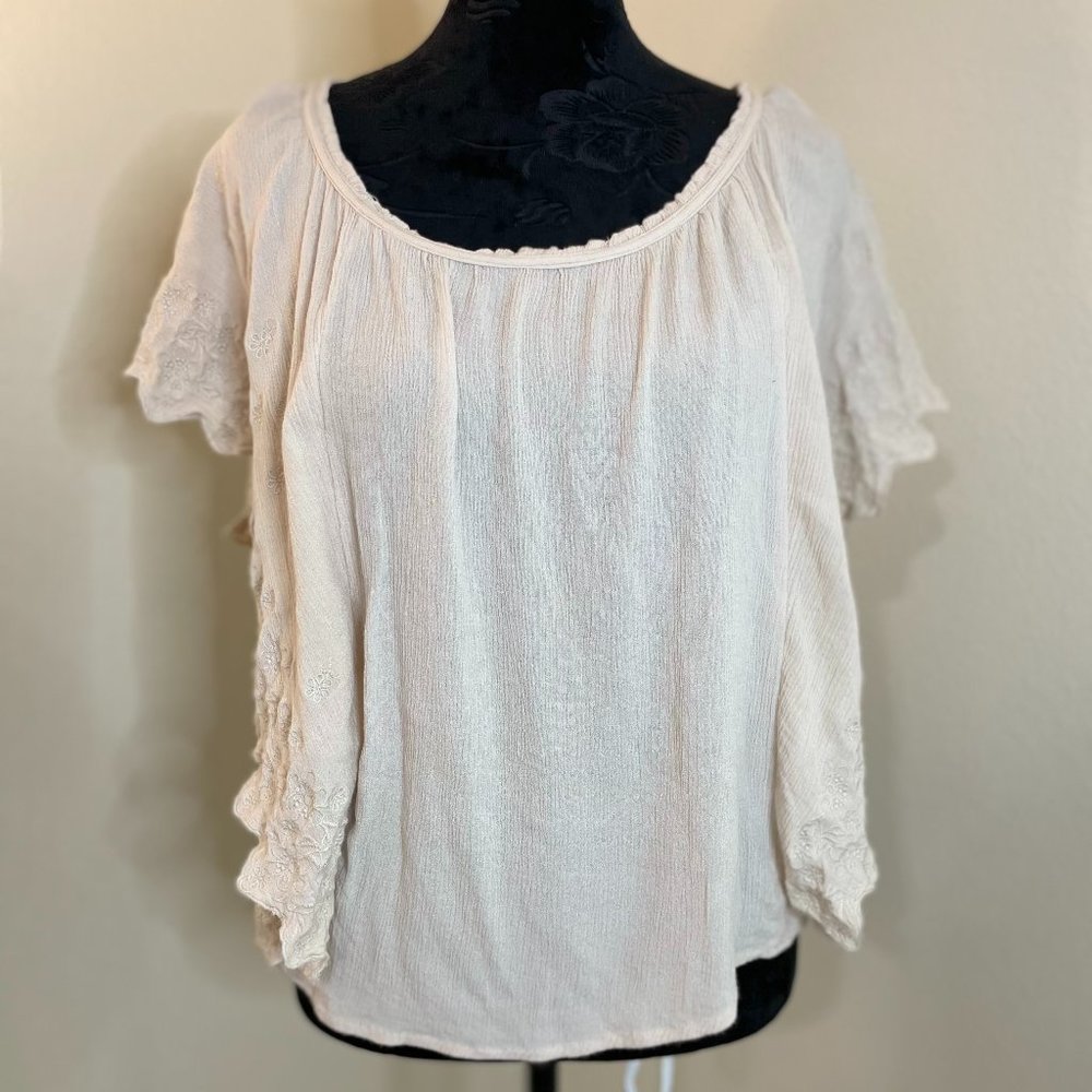 Altar'd State Creamy Oatmeal Boho Top - Large - butterfly scalloped sleeves with